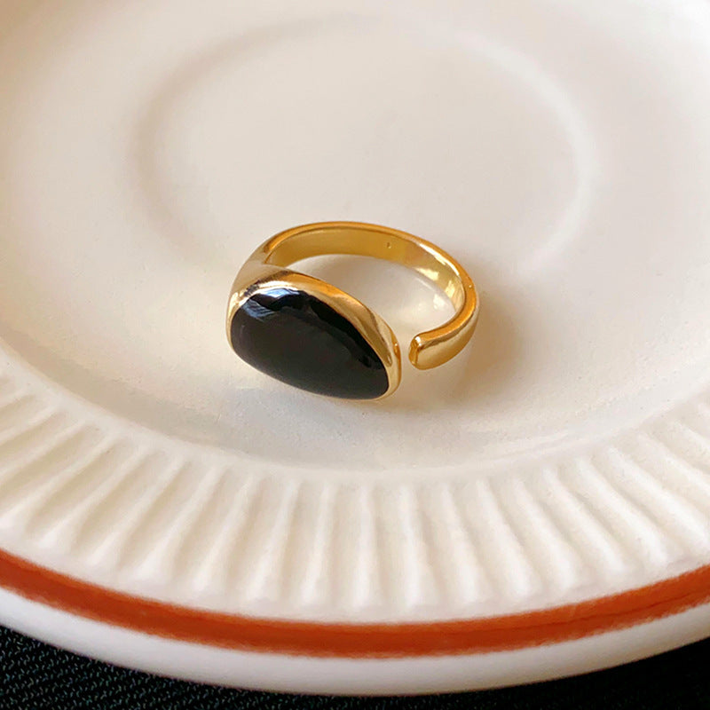 Rings with unique and niche designs