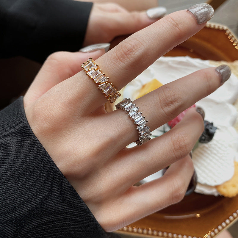 Zirconia hollow opening luxury finger ring