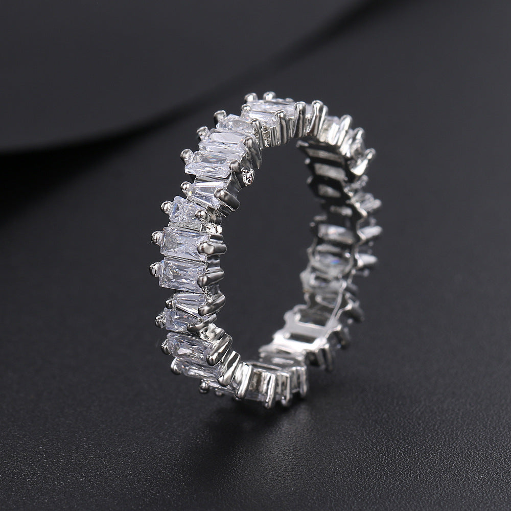 Zirconia hollow opening luxury finger ring