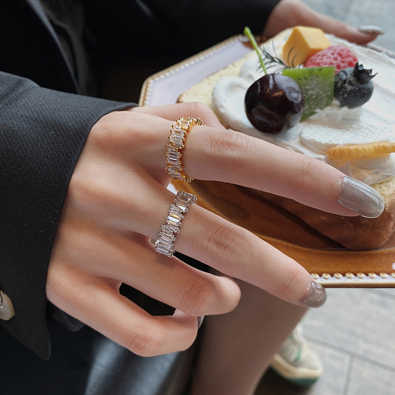 Zirconia hollow opening luxury finger ring